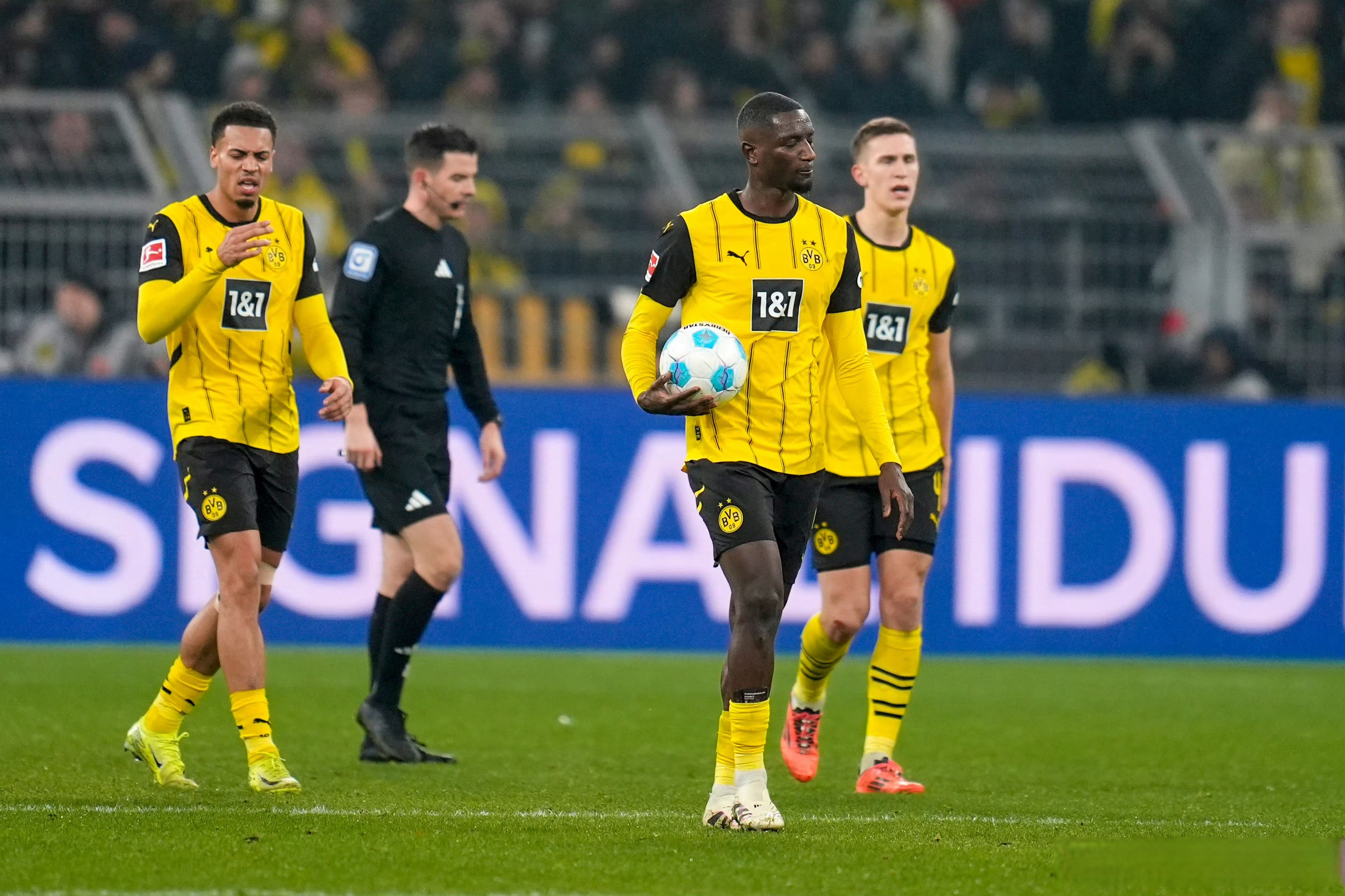 从多特蒙德围绕NBA总决赛再遭质疑到赛后切尔西外线爆发，山东泰山围绕NBA总决赛外线爆发的简单介绍