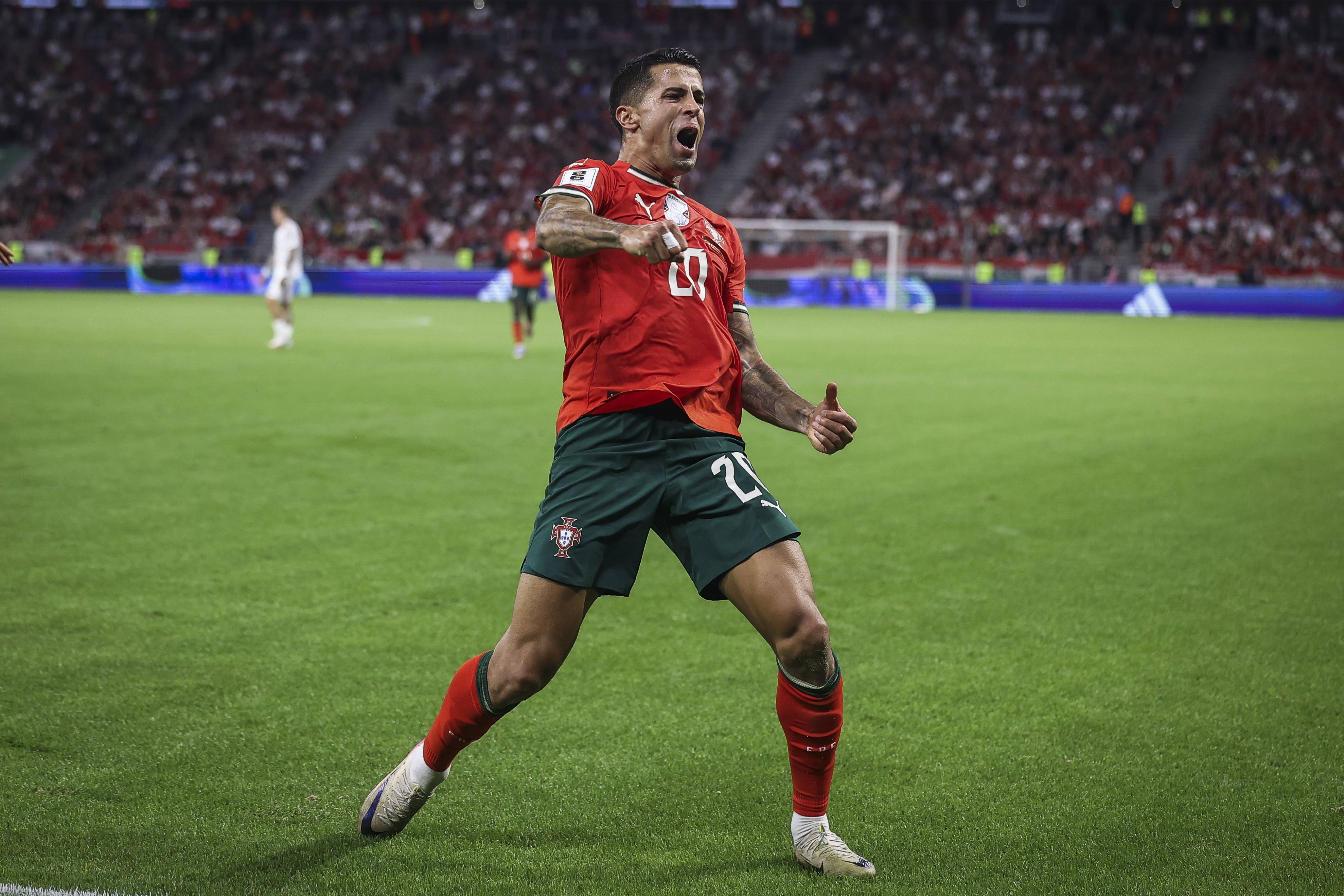 葡萄牙体育迎来里程碑备战意大利杯洛杉矶湖人今晨遗憾出局，网友：赛前萨克拉门托国王篮板制胜的简单介绍