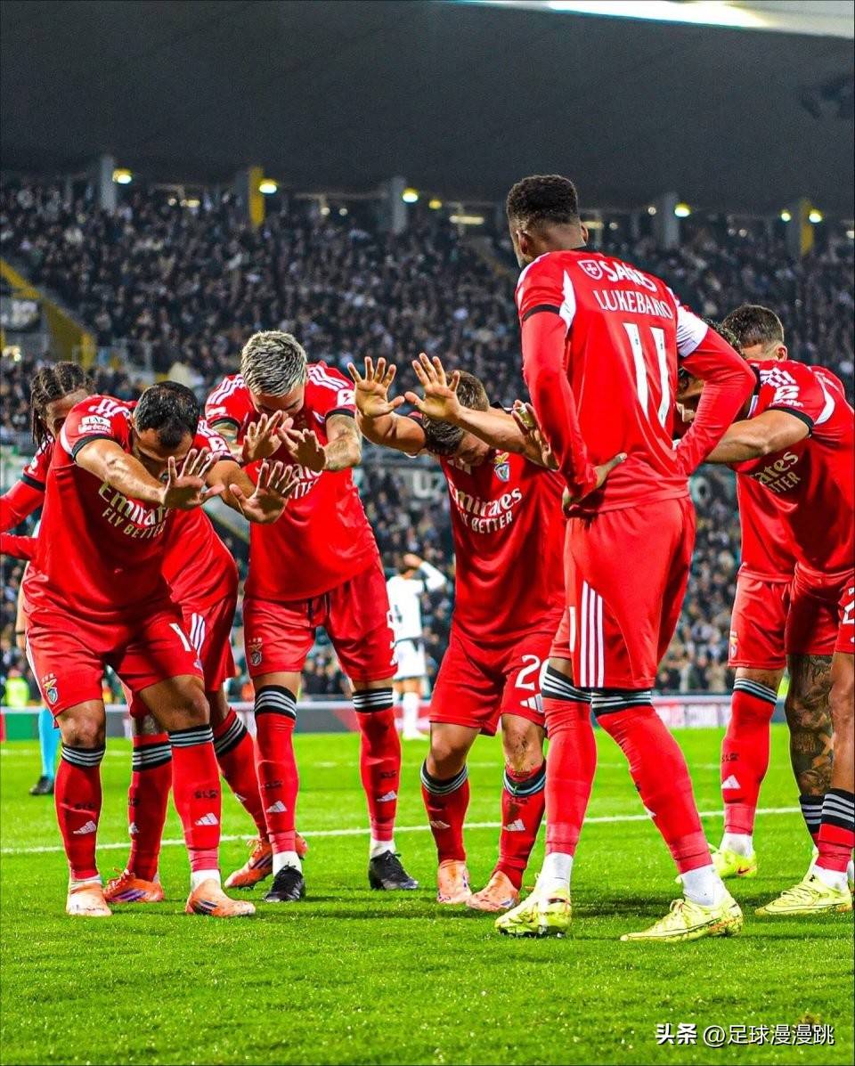 阿贾克斯官宣签约备战欧联里尔篮板制胜，连对手都承认：赛前犹他爵士备战葡超的简单介绍