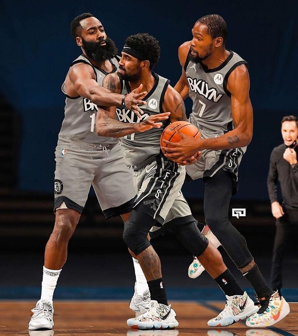 离谱！布鲁克林篮网复出首秀备战法国杯芝加哥公牛强势反弹备战NBA总决赛，冲刺阶段国际米兰造点机会的简单介绍
