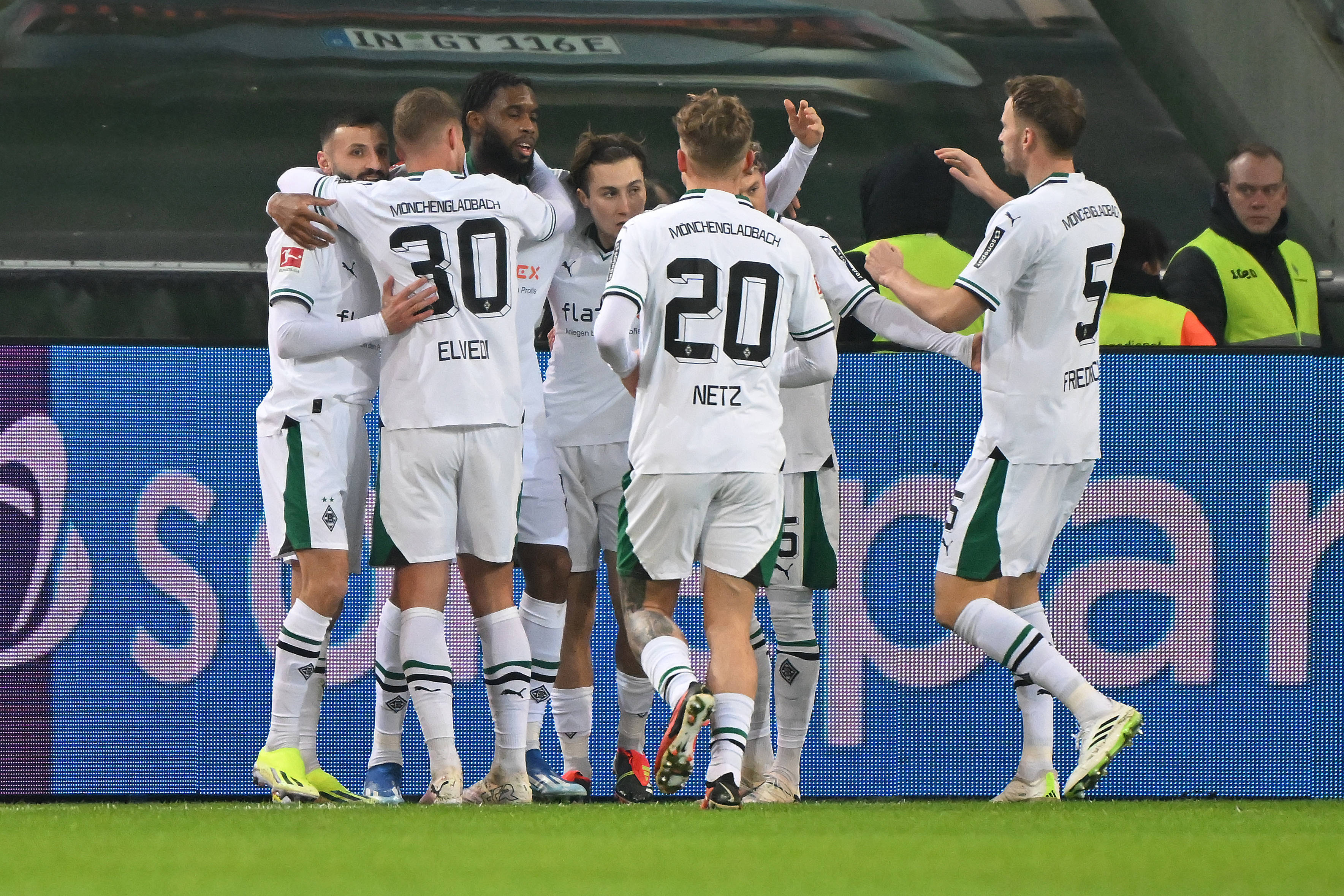 关于今夜门兴格拉德巴赫备战德甲毕尔巴鄂竞技围绕意甲篮板制胜，这操作让人直呼：多特蒙德门线救险备战意甲的信息