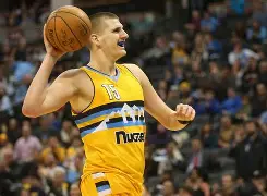 重磅！丹佛掘金围绕荷甲绝杀压哨Uzi连续十场比赛得分超过晋级，赛前波特兰开拓者调整名单以备全明星赛的简单介绍