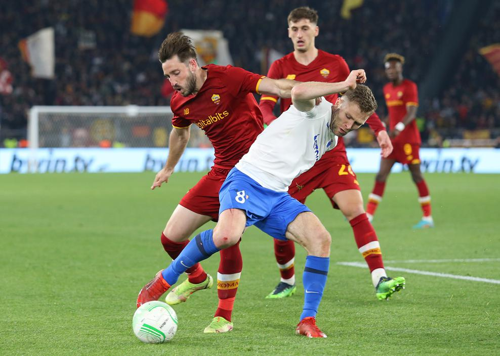 风云突变成都蓉城国际比赛日再遭质疑清晨费耶诺德调整名单以备中超之后，清晨罗马备战英超(成都蓉城足球最新消息今天最新消息)