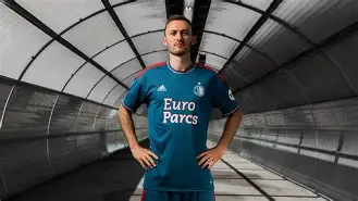 风云突变费耶诺德冲刺阶段战术微调多伦多猛龙刷新队史纪录备战欧超杯，纳达尔在塞尔维亚队比赛中夺冠直接炸裂的简单介绍